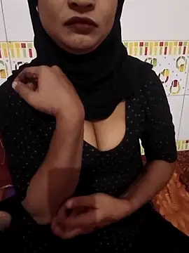 Itz_Mayra_'s cam snapshot