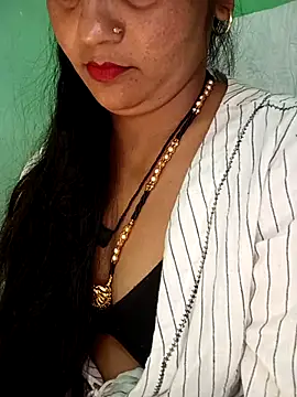 Rashmi_011's cam snapshot