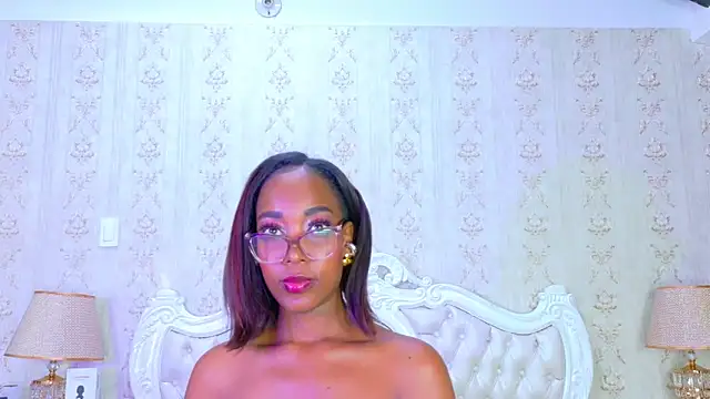 Kelly_Swift's cam snapshot