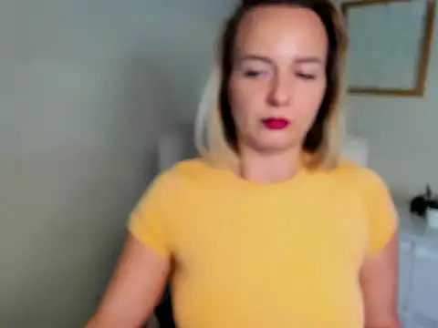 Karenblond's cam snapshot