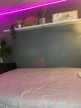 anny_bianchi_'s cam snapshot