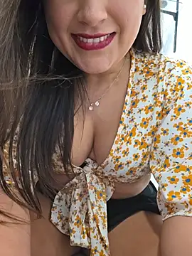 GatitaXD27's cam snapshot