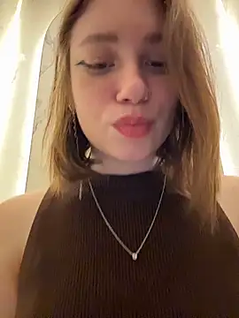 lucy-joy's cam snapshot