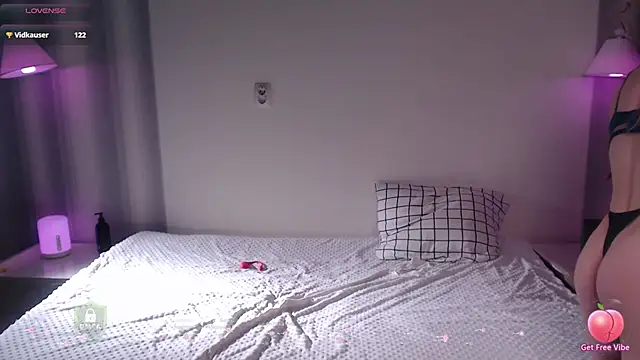 space_danger's cam snapshot