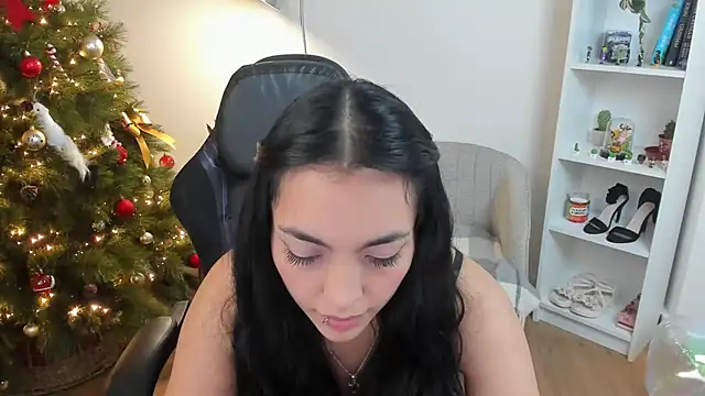 _BellaEvans_'s cam snapshot