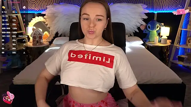 FoxyShy's cam snapshot