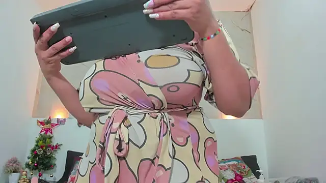 Sofii_Cooper1's cam snapshot