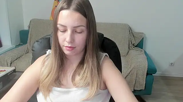 Mia_shy1's cam snapshot