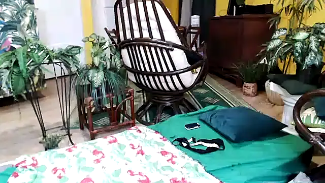 NASSYMIA03's cam snapshot