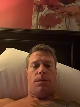 DILFiGuess1's cam snapshot