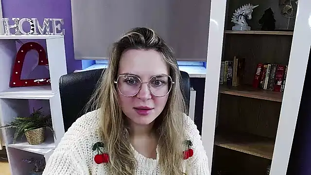 Zoey_Erotic's cam snapshot