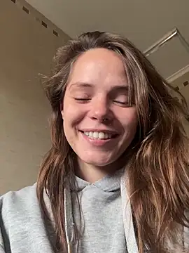 Wildmaca's cam snapshot