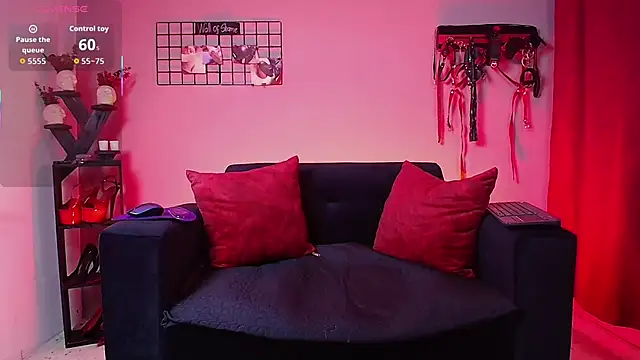 Daphne_Clarke's cam snapshot