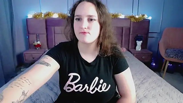 ElisonMinix's cam snapshot