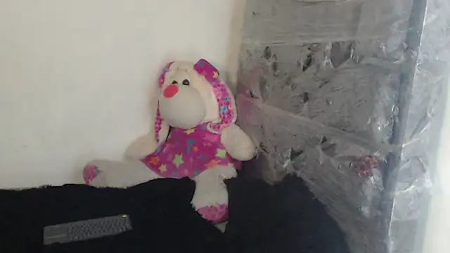 skinny_sweet2411's cam snapshot