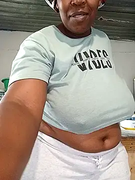 curvyloneah75's cam snapshot