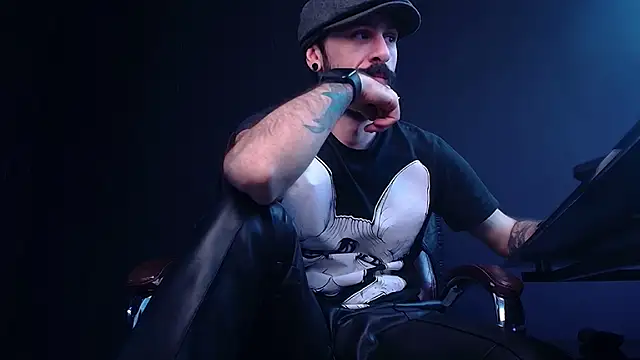 AxelColton's cam snapshot