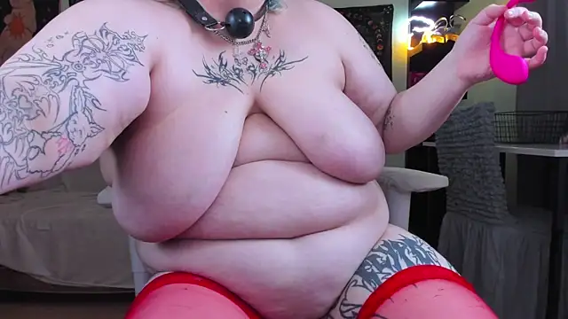 _CandyM1lky_'s cam snapshot