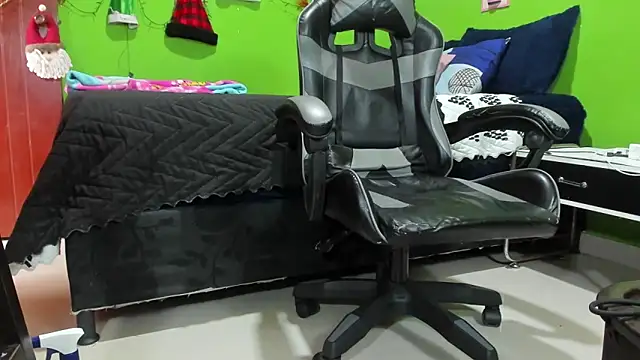 Arian_Pervert live sex cam