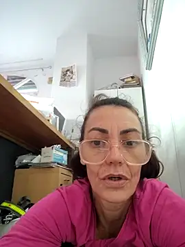 Eimikuro11's cam snapshot