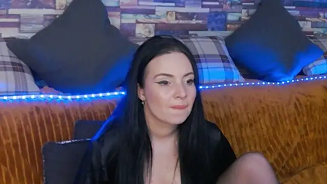 GrayLunna's cam snapshot