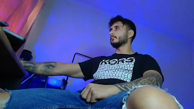 XanderCage99's cam snapshot