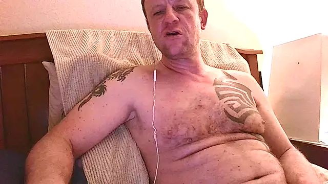 Yournaughty's cam snapshot