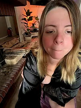 Nina_blain live sex cam