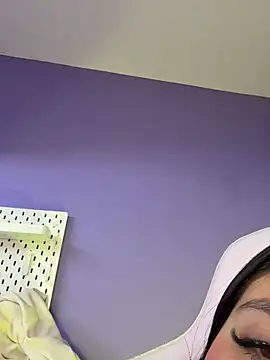 Annie9_'s cam snapshot