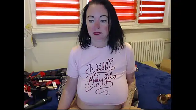 Alexie33's cam snapshot