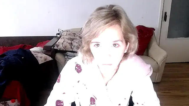 SmokerLety live sex cam