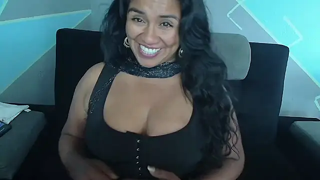 saggil23 live sex cam