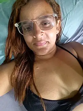 AliceRuivinha2 live sex cam