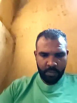 MOSLAHH live sex cam