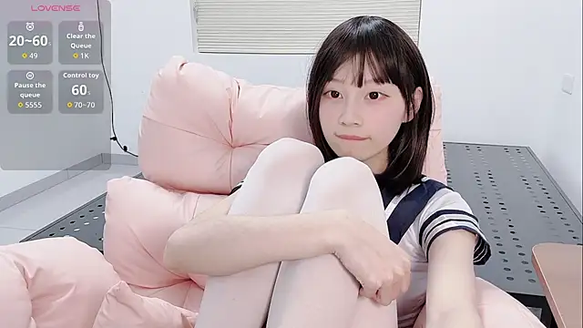 lris-Beauty live sex cam