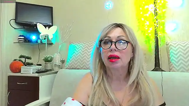 SusieNoreen's cam snapshot