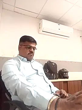 Desi_Lodo_Gujju_Boy live sex cam