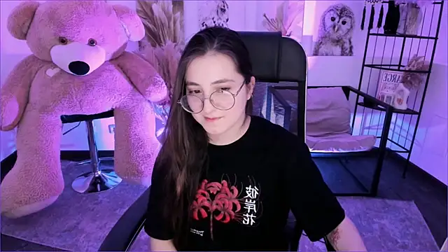 VirtuallVoyant live sex cam