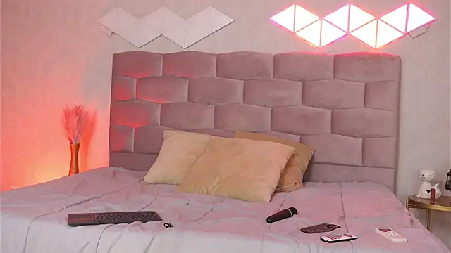 AnitaKariri live sex cam