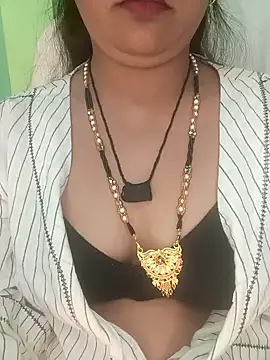 Rashmi_011 live sex cam