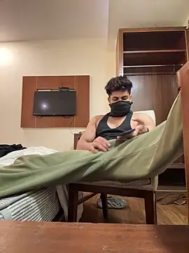 Vihaaanfucks live sex cam