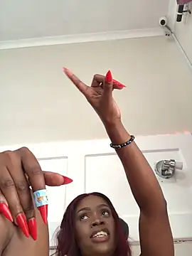 LuciousLips96's cam snapshot