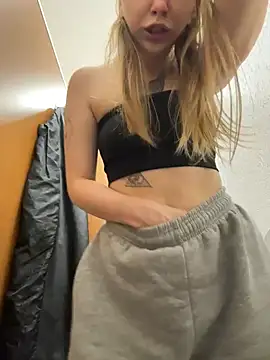 Sunny___Bunny live sex cam