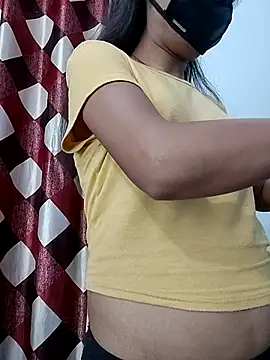 Ruhi_07's cam snapshot