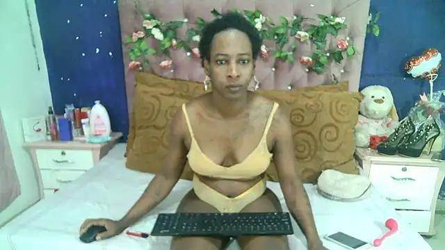 ValeriaTsx live sex cam