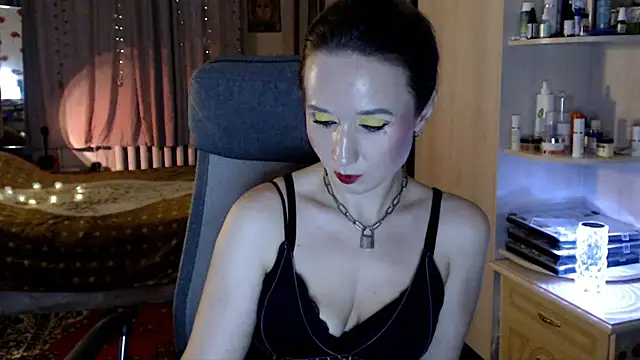 ClassyInna's cam snapshot