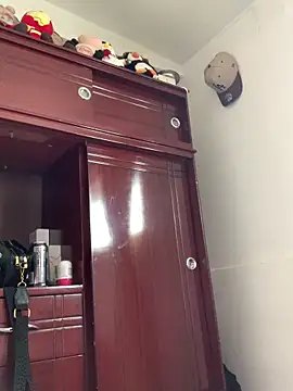 CaroBeach live sex cam