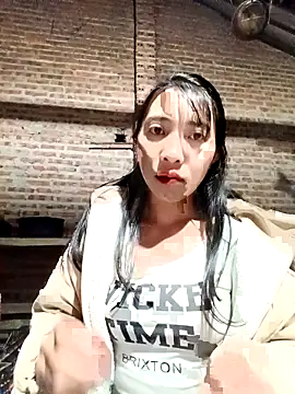 emaame68 live sex cam