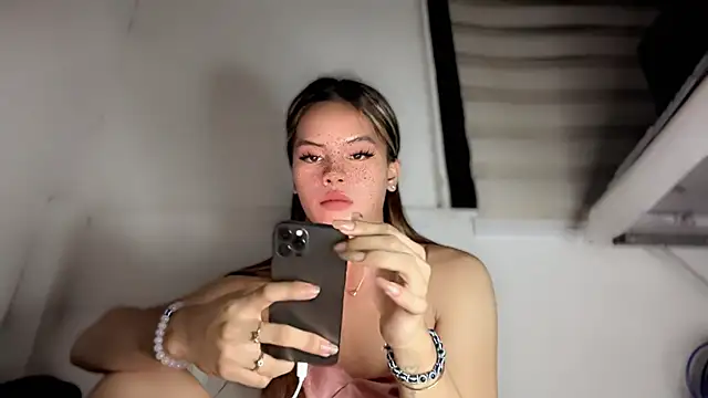 xqueensatisfaction69x live sex cam