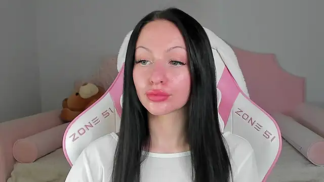 NaomiBlakes's cam snapshot